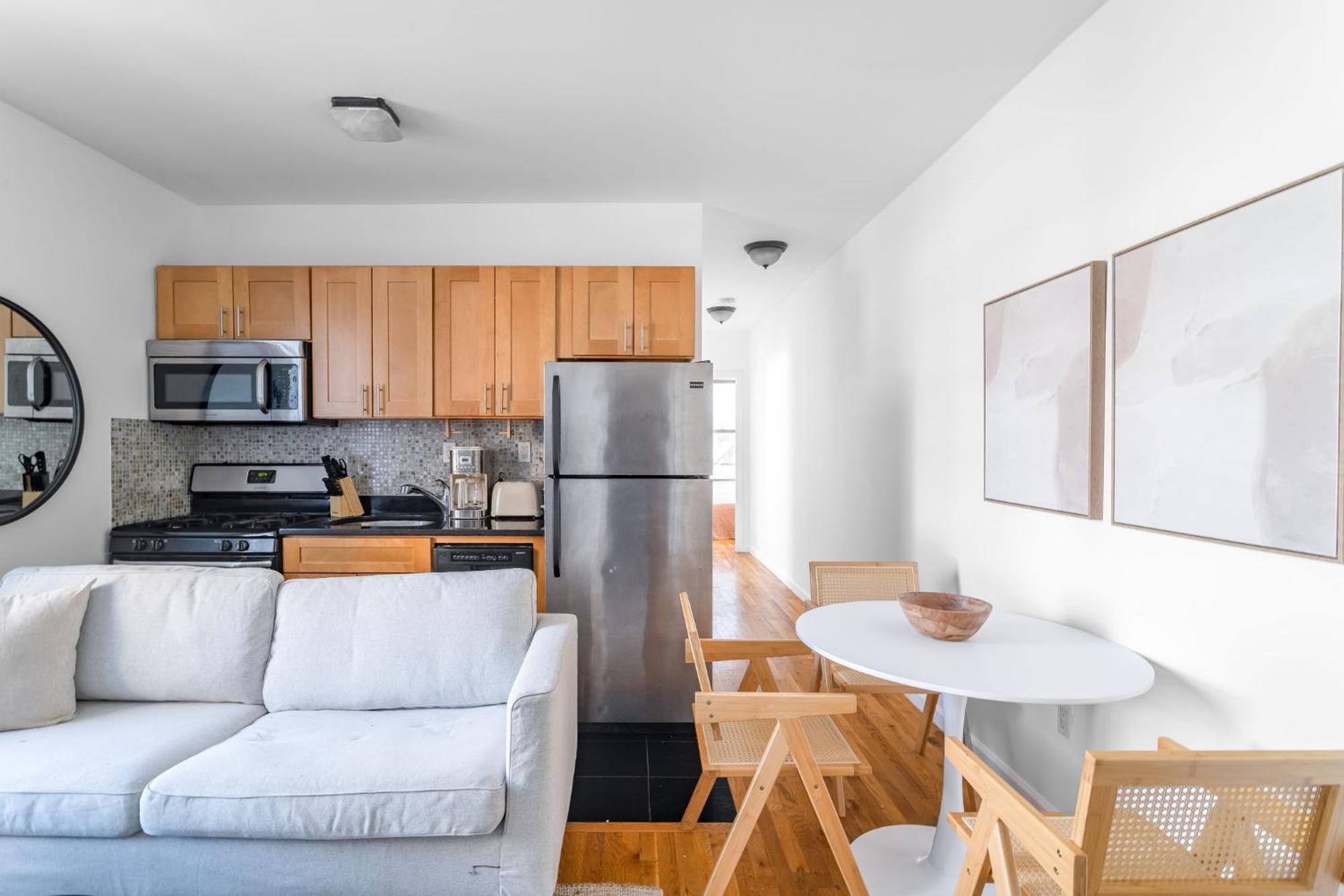 Chic 3bd 1bath Space Close To East River Walk New York